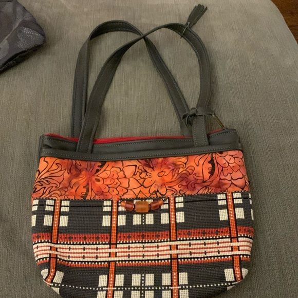 Handmade Purse by Pat Halpen 12”w by 9.5”H Barely Used!! - Picture 1 of 7